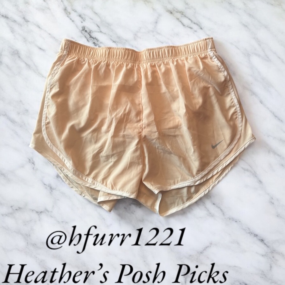 WOMEN'S NIKE DRI FIT LINED RUNNING SHORTS SIZE XL